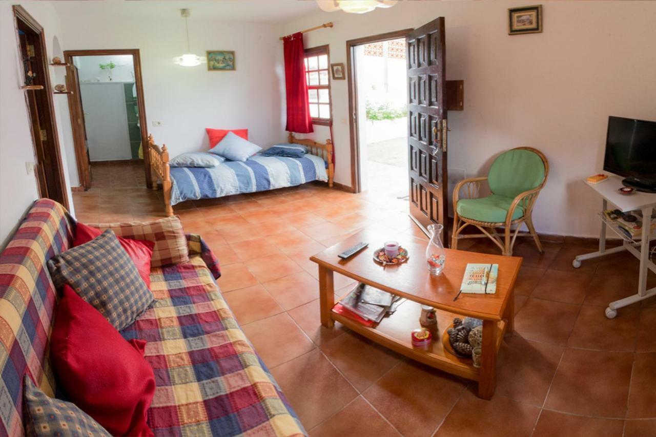 Bodega Goyo Apartment Puntallana Bagian luar foto